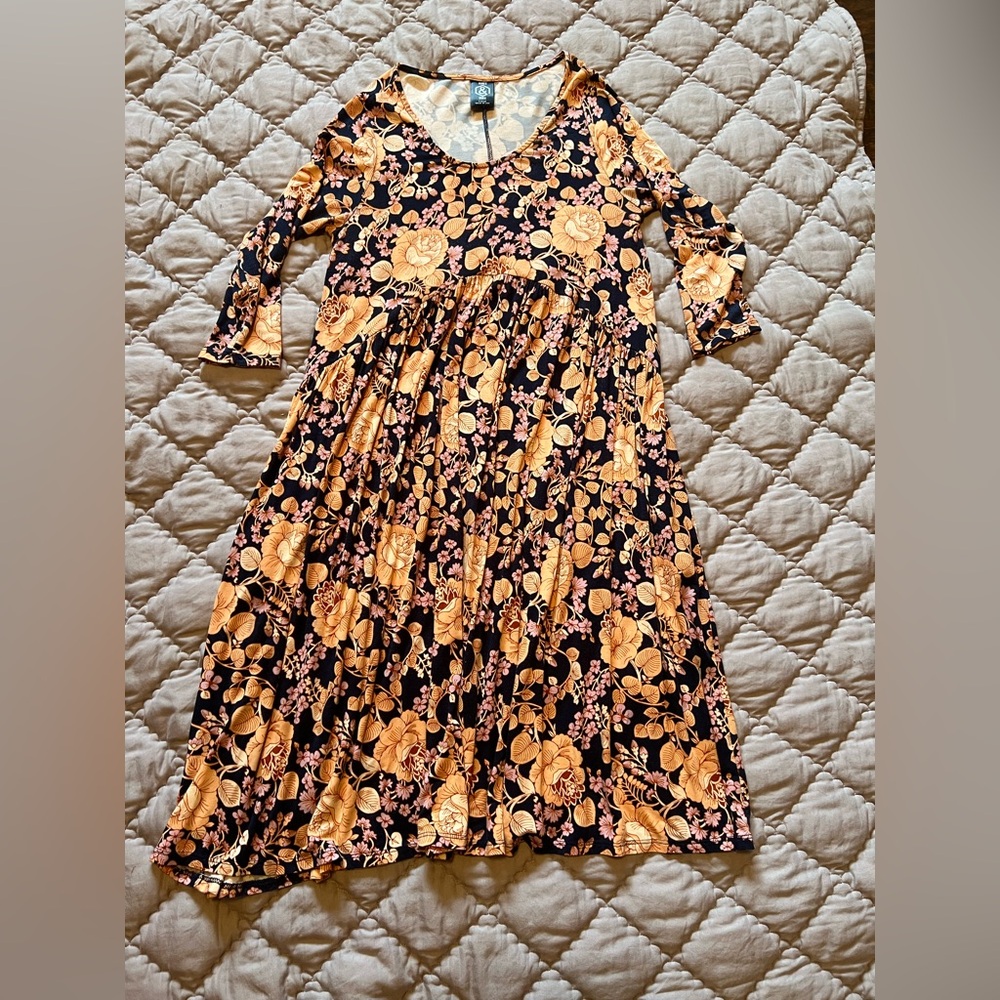 Agnes & Dora Floral Maxi Dress - Black and Orange